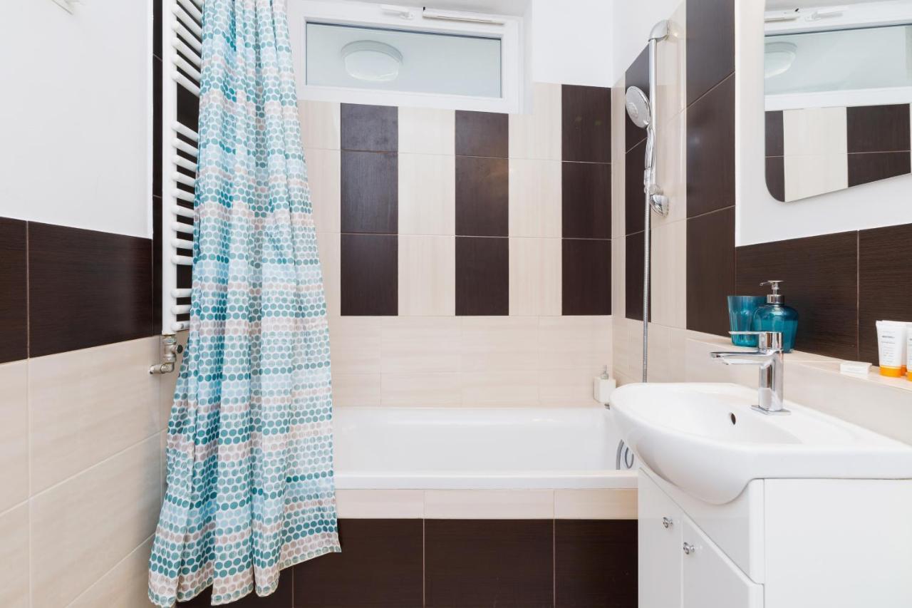Studio Pradnik Bialy Krakow By Renters Apartment ภายนอก รูปภาพ