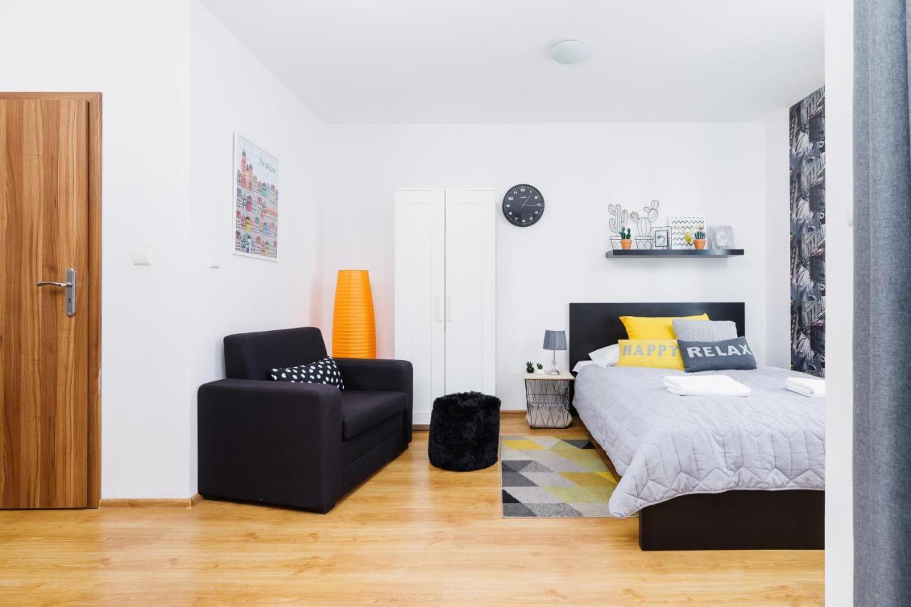 Studio Pradnik Bialy Krakow By Renters Apartment ภายนอก รูปภาพ