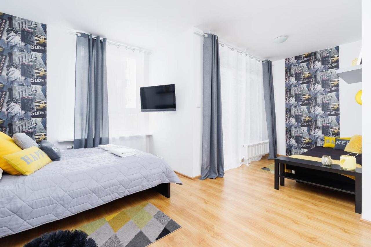 Studio Pradnik Bialy Krakow By Renters Apartment ภายนอก รูปภาพ
